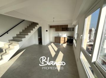 Departamento · 56m² · 2 Ambientes · 1 Cochera · Departamento Dúplex en Venta en Caballito Norte, Caballito, Capital Federal