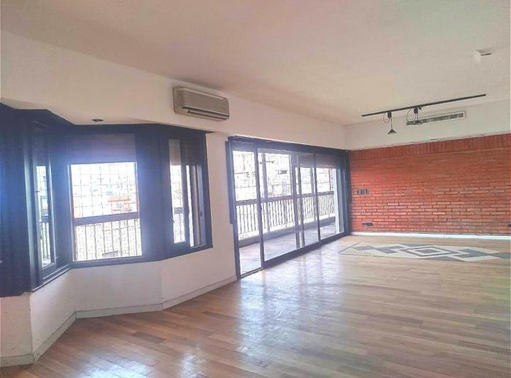 Departamento · 285m² · 7 Ambientes · 1 Cochera