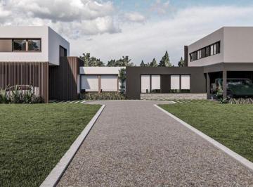 Casa en Venta de 4 ambientes Castelar · Casa en Barrio Privado Chiuso
