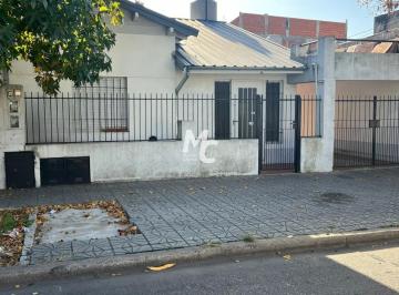 PH · 35m² · 3 Ambientes · 1 Cochera · PH 3 Ambientes en Alquiler en Vicente Lopez