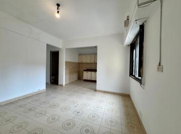 Departamento de 3 ambientes, Avellaneda · Departamento 3 Ambientes en Venta por Escalera. Apto Crédito Hipotecario