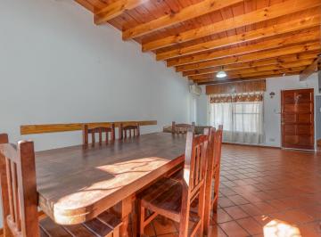PH · 122m² · 4 Ambientes · Venta Casa PH, 4 Amb, Hurlingham, Exc. Ubicacion