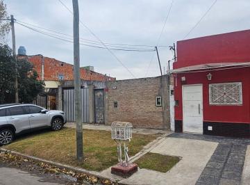 Bodega-Galpón , Lomas de Zamora · Excelente Galpon en Alquiler | 476 m² en Lomas de Zamora