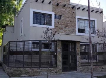 Frente al Sur · Casa en Venta Barrio Los Solares Mendoza Ciudad de Mendoza
