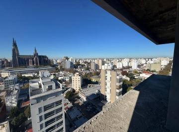 Departamento · 200m² · 5 Ambientes · 2 Cocheras · Departamento en Venta