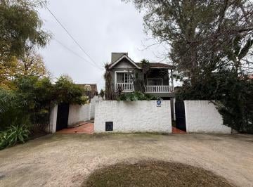 Casa · 189m² · 4 Ambientes · Casa Chalet en Venta en General Pacheco, Tigre, G. B. a. Zona Norte