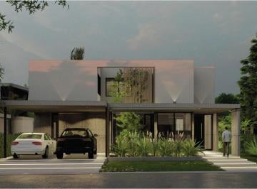 Casa · 251m² · 7 Ambientes · 4 Cocheras · Casa en Venta 7 Ambientes en Barrio Los Cardos