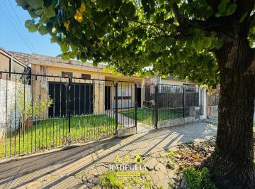 Casa de 3 ambientes, Almirante Brown · Casa 3 Ambientes Para Dos Familias