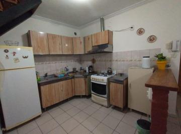 imagen1 · Dos Casas Internas Sobre Av Facundo Zuviria Al 4600 (Zona Jerárquicos Salud)