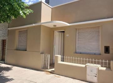 Departamento de 3 ambientes, Versalles · Casa 3 Ambientes (C. A. b. A.)