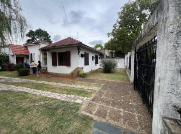 Casa de 5 ambientes, Almirante Brown · Venta Casa Centro de Adrogue