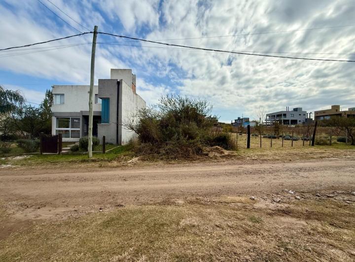 Terreno · 375m²