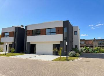 Departamento de 3 ambientes, Pilar · Imperdible Oportunidad de Townhouse en One Condo Houses