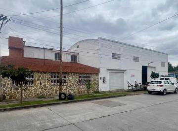 Casa · 293m² · 3 Dormitorios · Casa con Galpon en Venta | Macrocentro Salta | a 3 Cuadras de Av Independencia en J. H. Tedin 1650