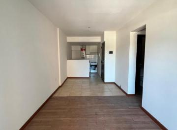 Departamento · 47m² · 2 Ambientes · Departamento Semipiso en Alquiler, de un Dormitorio en Barrio Martin