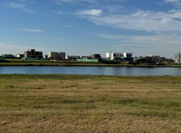 Terreno · 766m² · Lote en Venta 766 m a La Laguna en Barrio Riberas Puertos del Lago G. B. a Zona Norte