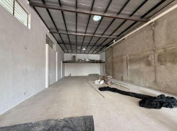 Bodega-Galpón · 266m² · 2 Ambientes · Galpón en Alquiler