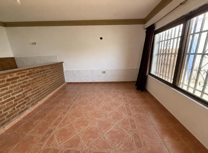 Casa · 165m² · 3 Dormitorios · 3 Cocheras