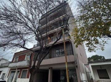 Departamento de 1 ambiente, Velez Sarsfield · Monoambiente con Terraza Propia y Parrilla