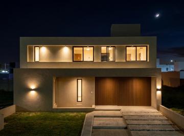 00_Exterior (6).jpg · Casa en Venta en Quebrada de Manantiales - 3 Dorm