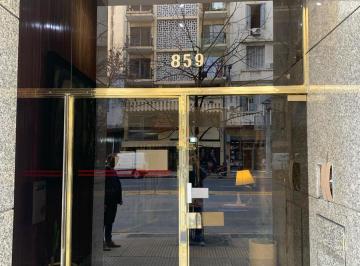 Oficina comercial · 47m² · 2 Ambientes · Excelente Oficina en Alquiler en El Centro, Barrio San Nicolas.