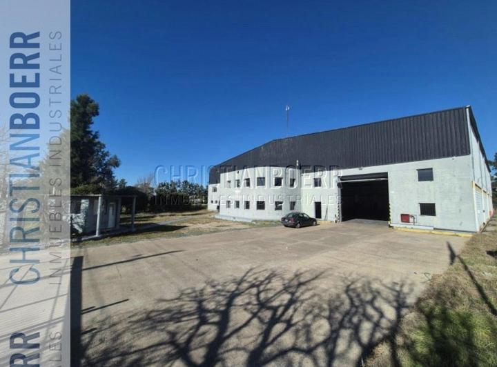 Bodega-Galpón · 2400m² · 1 Ambiente