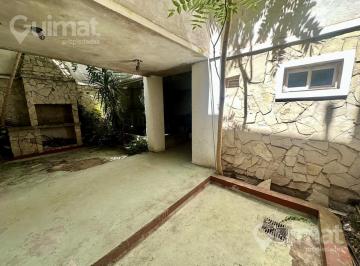 Casa · 330m² · 7 Ambientes · 1 Cochera · 352 m² - Casa C/ Local - Caballito