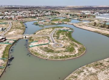 Terreno · 648m² · Oportunidad Lote a Laguna en Barrio San Roque - Precio Final
