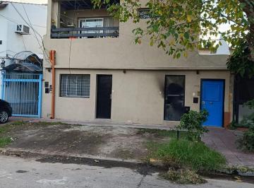 PH · 88m² · 3 Ambientes · Casa en Venta Temperley 3 Ambientes - Apto Credito