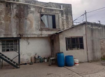 Terreno · 200m² · Venta de Galpón Sobre Lote de 670 m², en Jose C Paz