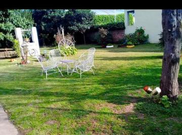 Casa · 1080m² · 5 Ambientes · Casa en Rafael Garcia Oportunidad Real