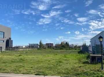 Terreno · 820m² · Lote en Venta en San Sebastian Consulte por Opciones.