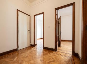 Departamento de 4 ambientes, Retiro · Semipiso de Estilo Francés Apto Profesional Sobre Av Córdoba
