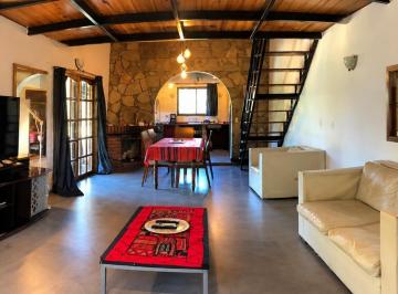 Quinta vacacional · 100m² · 3 Ambientes · Casa Quinta en Alquiler La Reja Moreno