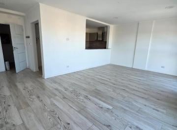 Departamento · 119m² · 3 Ambientes · 1 Cochera · Alquiler Departamento con Terraza Propia