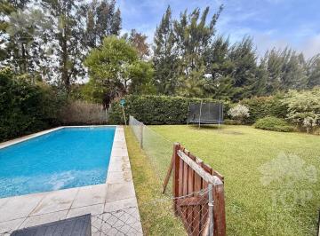 Casa · 165m² · 6 Ambientes · 4 Cocheras · Casa en Venta en San Francisco - Villanueva