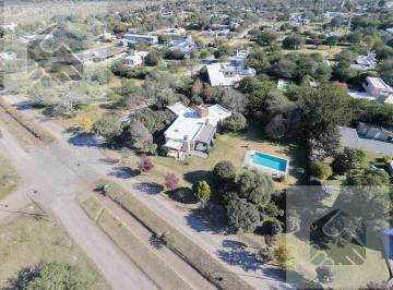 Casa · 285m² · 8 Ambientes · 2 Cocheras · Oportunidad Casa en Barrio Cerrado Causana | 4 Dorm. con 4 Baños | Pileta | 2500 de Terreno