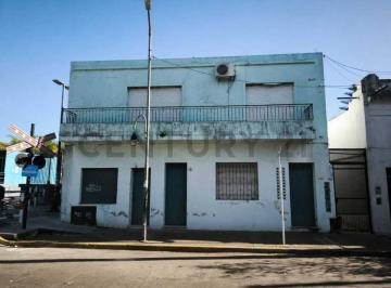 Departamento · 232m² · 9 Ambientes · Oportunidad Para Inversores - Propiedad Multifamiliar Apto Crédito