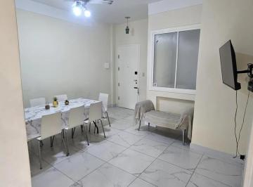 Departamento · 65m² · 4 Ambientes · Alquiler 4 Ambientes Amoblado con Balcon en Balvanera