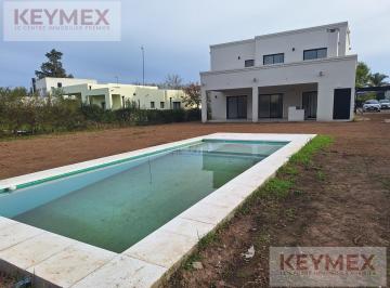 Casa · 180m² · 5 Ambientes · Venta Casa 5 Ambientes San Matias Pileta Terraza Vestidor Parrilla Galería Jardín