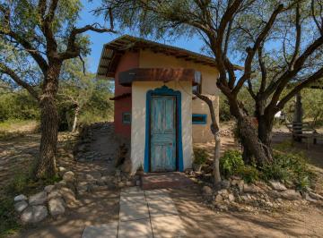 Entrada con zaguan · Casa con Terreno de Media Hectarea