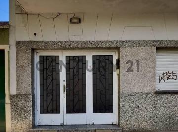 PH · 145m² · 3 Dormitorios · 1 Cochera · PH en Venta La Plata 3 Dorm. Cochera