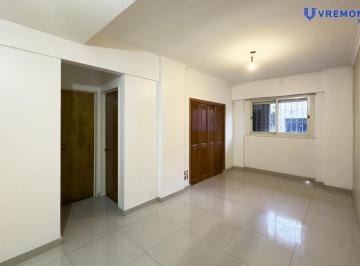 Departamento · 53m² · 3 Ambientes · Valle 900 Departamento 3 Ambientes con Patio en Pb Caballito Sur Venta