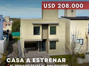 Casa · 202m² · 7 Ambientes · 1 Cochera · Venta Casa de Categoría a Estrenar de 2 Dorm. en Barrio Cerrado Tejas IV - Malagueño