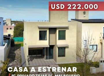 Casa · 202m² · 7 Ambientes · 1 Cochera · Venta Casa de Categoría a Estrenar de 2 Dorm. en Barrio Cerrado Tejas IV - Malagueño