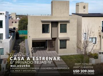 Casa · 202m² · 7 Ambientes · 1 Cochera · Venta Casa de Categoría a Estrenar de 2 Dorm. en Barrio Cerrado Tejas IV - Malagueño