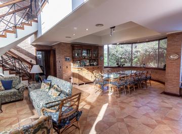 Casa · 303m² · 4 Ambientes · Casa, 3 Dorm., Quincho, Country Carlos Pellegrini, Fisherton, Venta