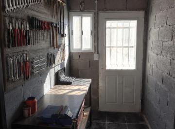 Bodega-Galpón · 250m² · 3 Ambientes · Galpón en Alquiler en San Justo