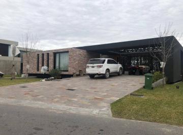 Casa de 5 ambientes, Pilar · Excelente Propiedad 5 Amb (Campo Grande – Pilar)
