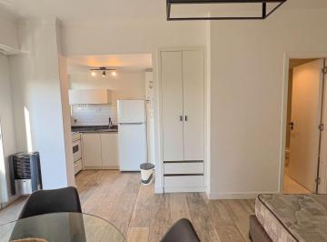 Departamento · 23m² · 1 Ambiente · Alquiler Monoambiente Al Frente La Perla Reciclado
